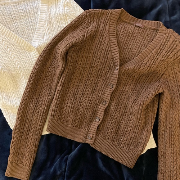 White/Brown Sweaters - Picture 6 of 6